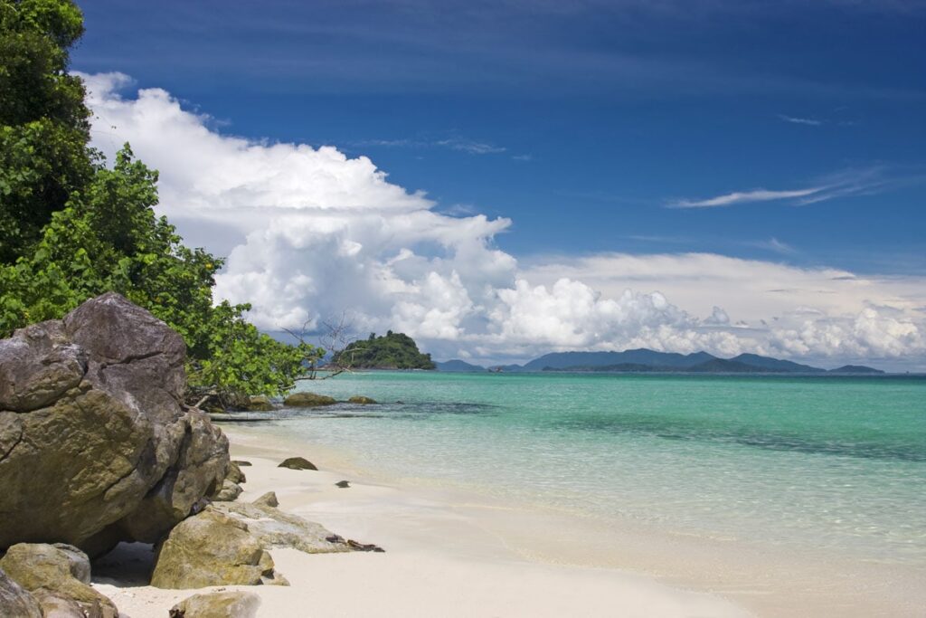 Mu Koh Chang National Park most beautiful beaches in Thailand travelinmypocket