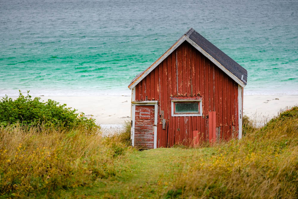 Ramberg beach what to see in the Lofoten islands travelinmypocket