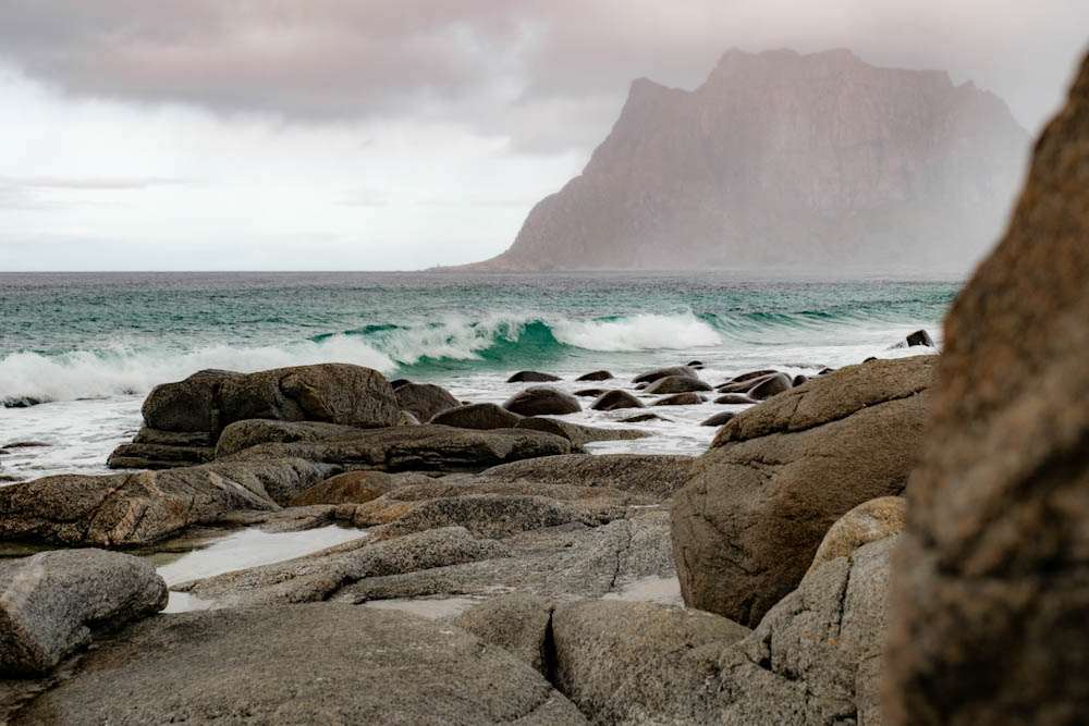 Uttakleiv beach most beautiful places in the Lofoten islands travelinmypocket