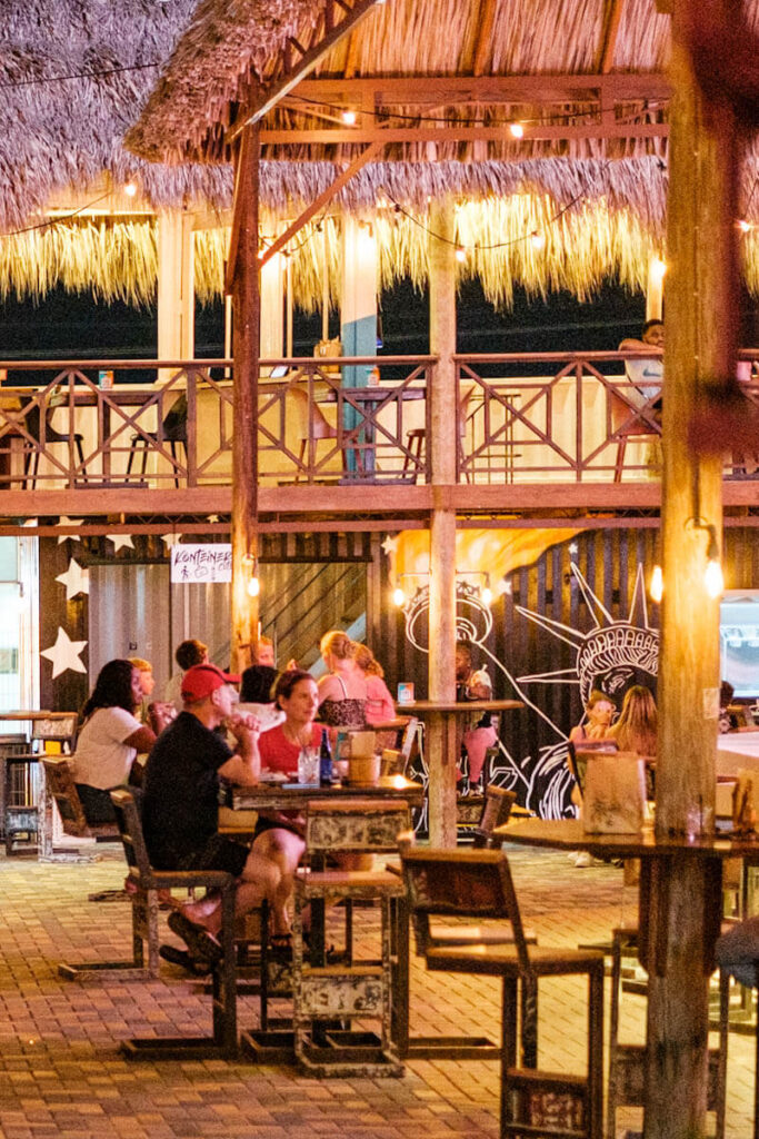 Good restaurants in Curacao Pasawa travelinmypocket