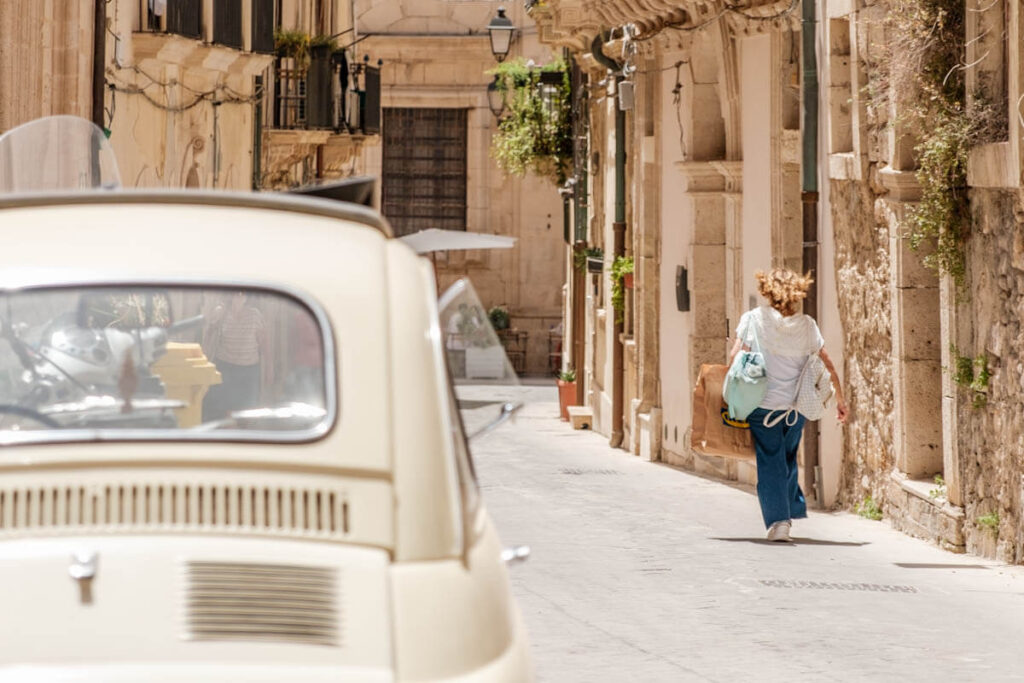 City walk Ortigia Sicily travelinmypocket