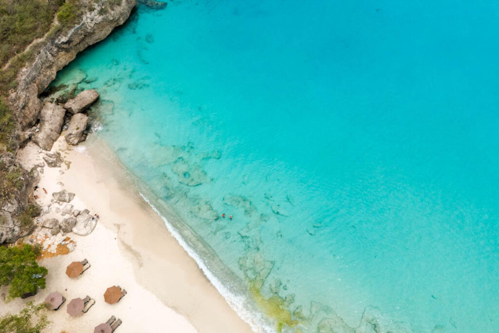Most famous beaches Curacao Kleine Knip travelinmypocket