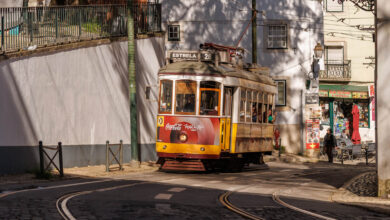 Tram 28 city tour Lisbon travelinmypocket