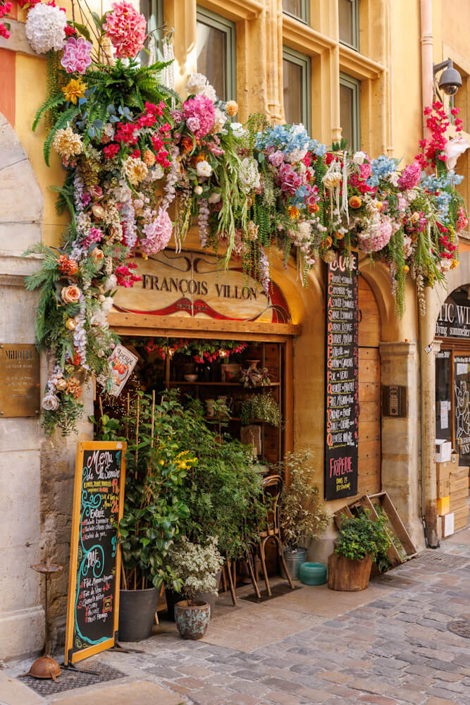 Bouchon Vieux Lyon old city centre France travelinmypocket