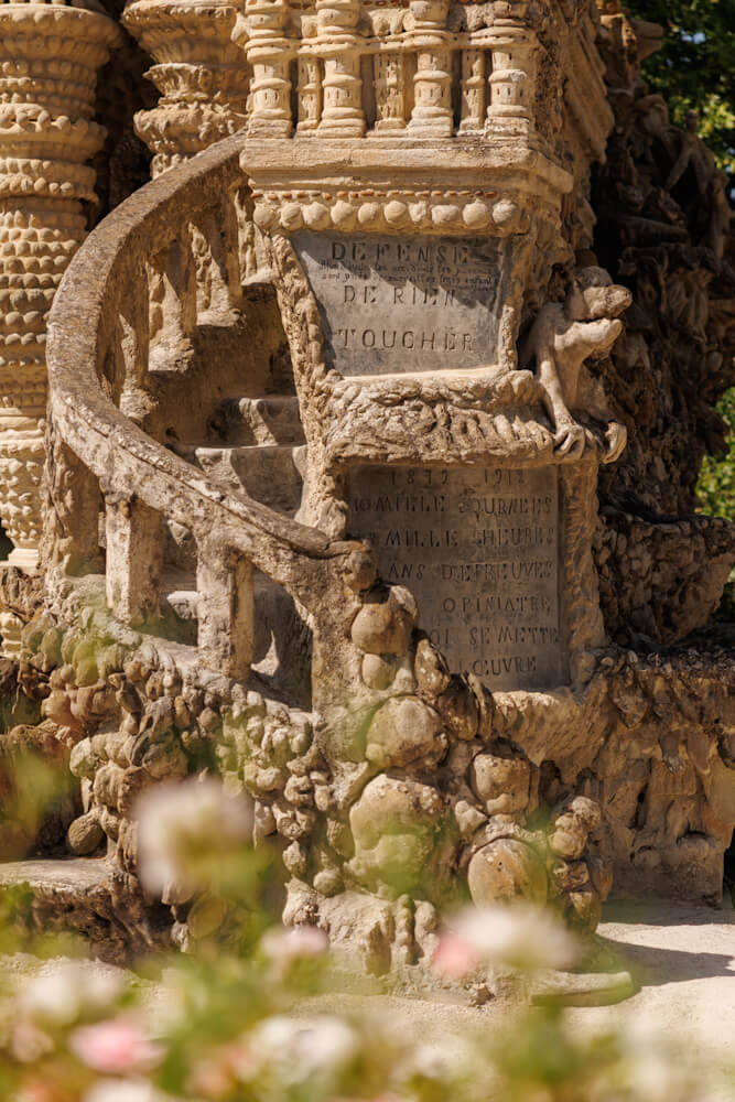 Hauterives Palais Ideal du Facteur Cheval France travelinmypocket