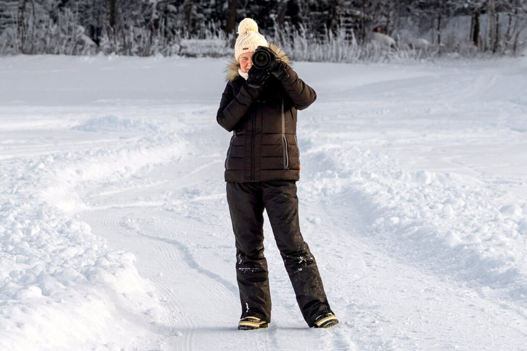 How do people use the frozen Lake Saimaa in Finland travelinmypocket