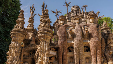 Le Palais Ideal Facteur Cheval Hauterives France travelinmypocket