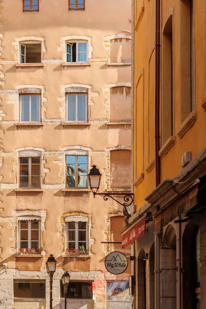 Vieux Lyon old buildings France travelinmypocket