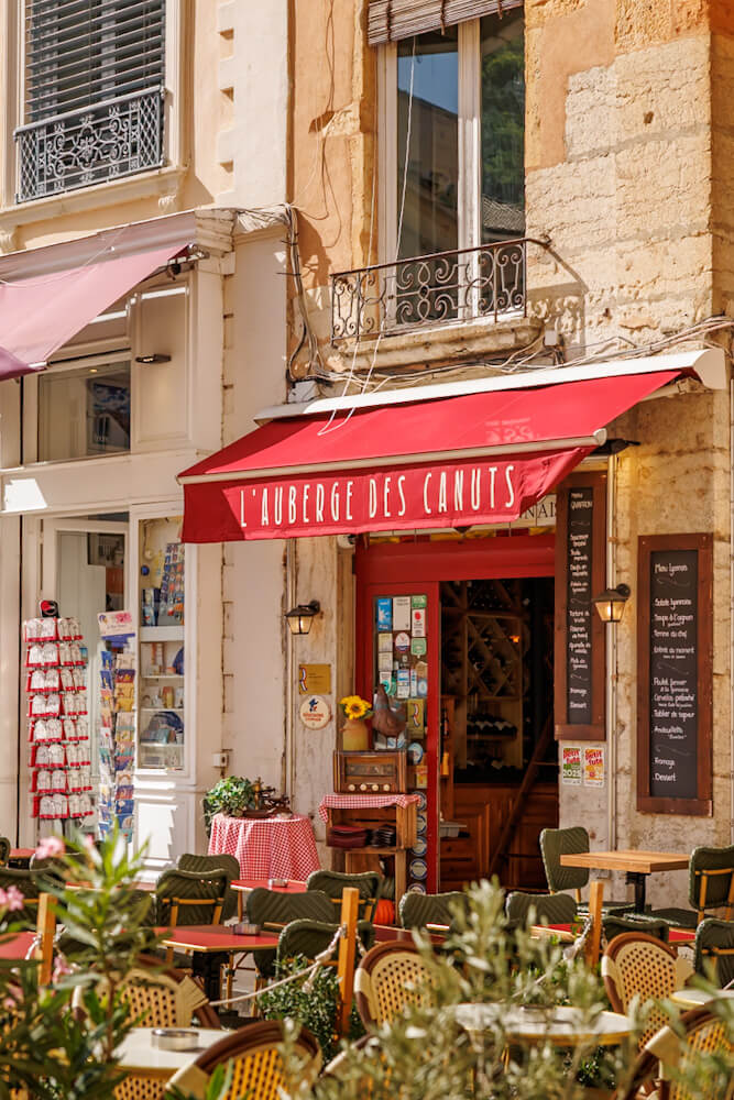 Vieux Lyon old centre bouchon France travelinmypocket