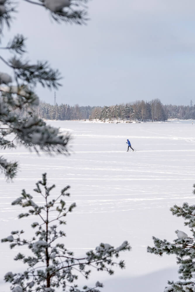 What to do on frozen Lake Saimaa in Lappeenranta travelinmypocket