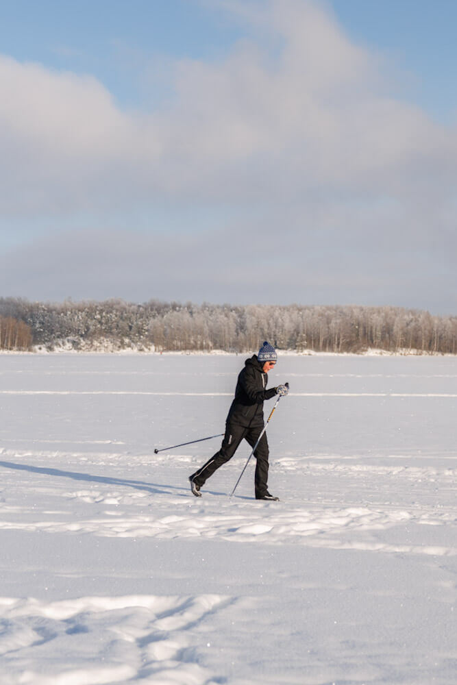 ski Lake Saimaa in winter travelinmypocket