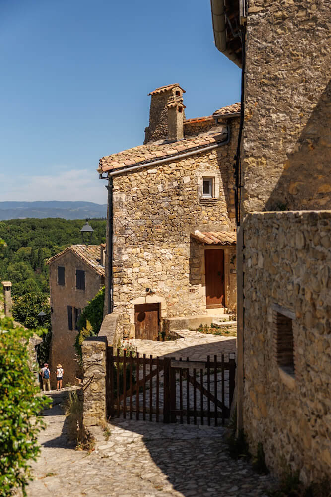 Mirmande road trip Drome France travelinmypocket