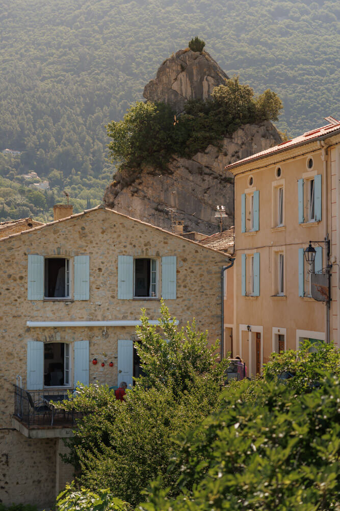 Nyons road trip Drome France travelinmypocket
